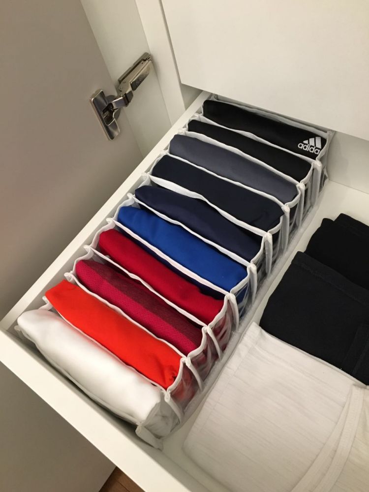colmeia organizadora de camisetas
